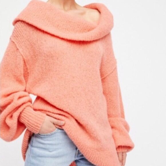 Free People Ophelia Peach Alpaca Blend Cowl Neck Oversized Sweater Size Small - Picture 1 of 8